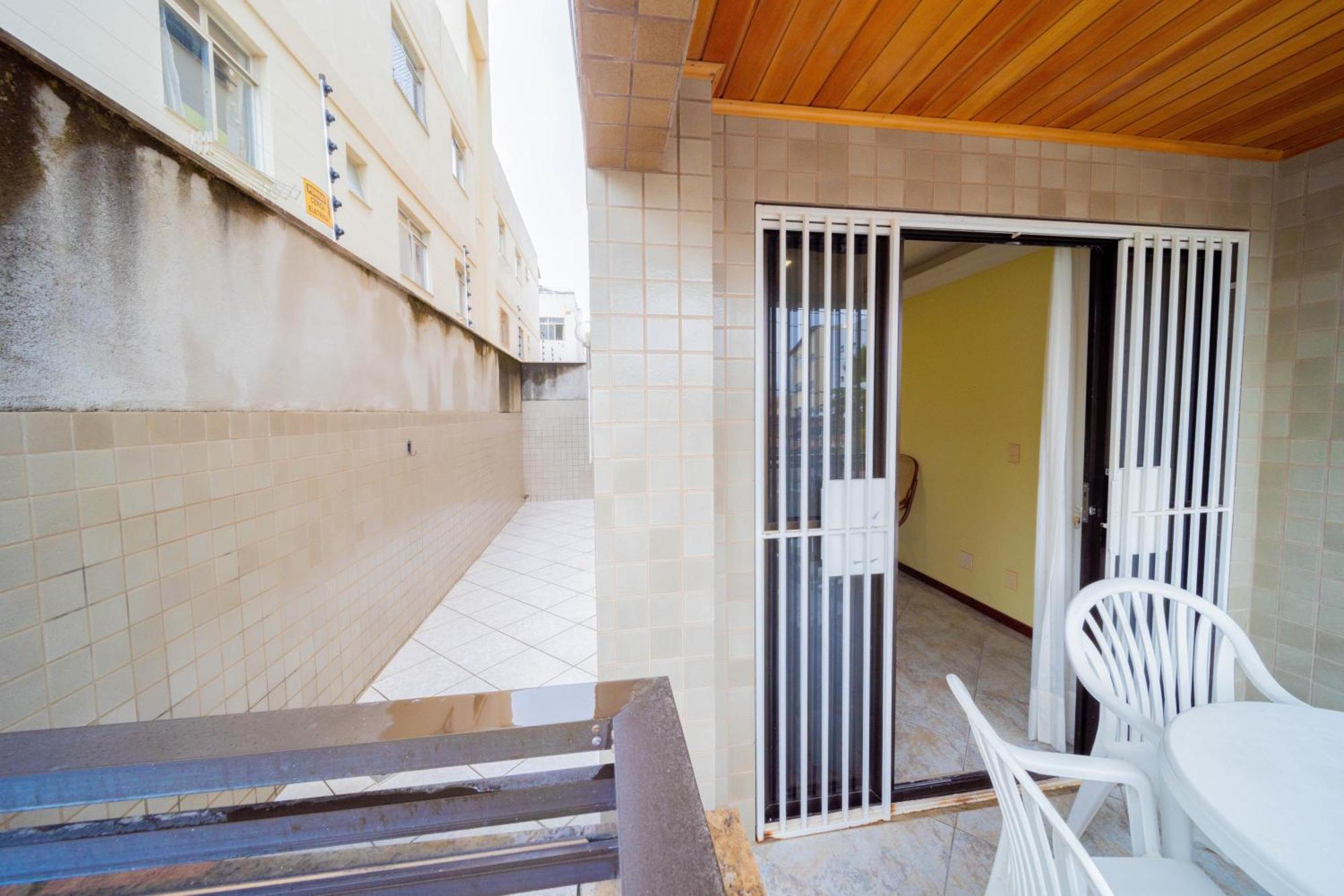 Edificio Martha Schwantz Apartment